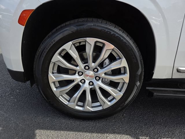 Used 2023 GMC Yukon Denali AWD/4WD image 30