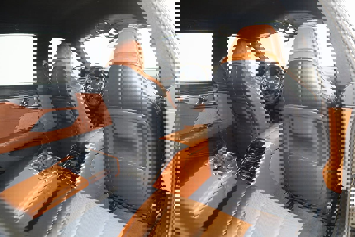 Used 2024 BMW ALPINA B8 xDrive Gran Coupe image 16