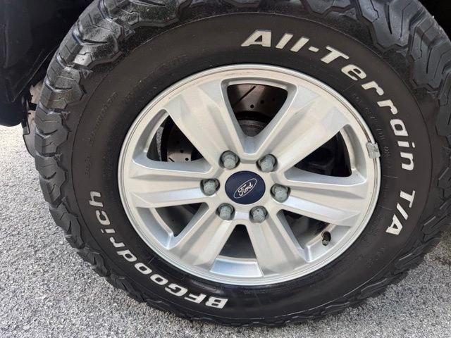 Used 2016 Ford F150 XLT w/ Equipment Group 301A Mid AWD/4WD image 11