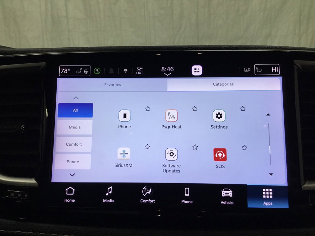 Used 2021 Chrysler Pacifica Touring-L w/ Uconnect Theater Family Group AWD/4WD image 36