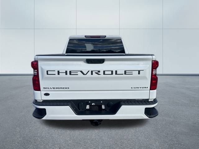Used 2023 Chevrolet Silverado 1500 Custom image 4