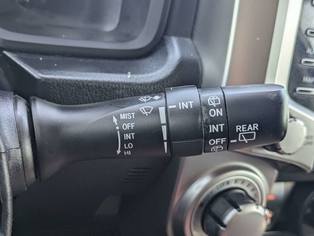 Used 2020 Toyota 4Runner SR5 Premium w/ Moonroof Package AWD/4WD image 32