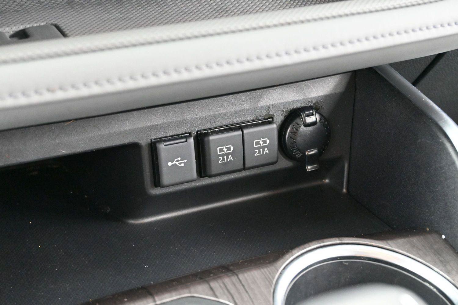 Used 2021 Toyota Highlander Limited AWD/4WD image 26