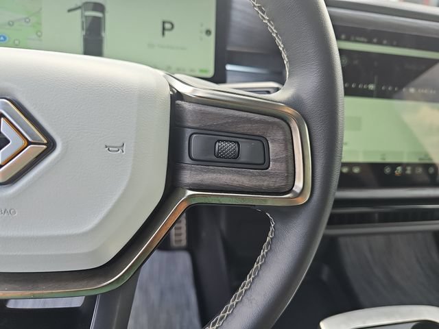 Used 2022 Rivian R1T Adventure AWD/4WD image 18