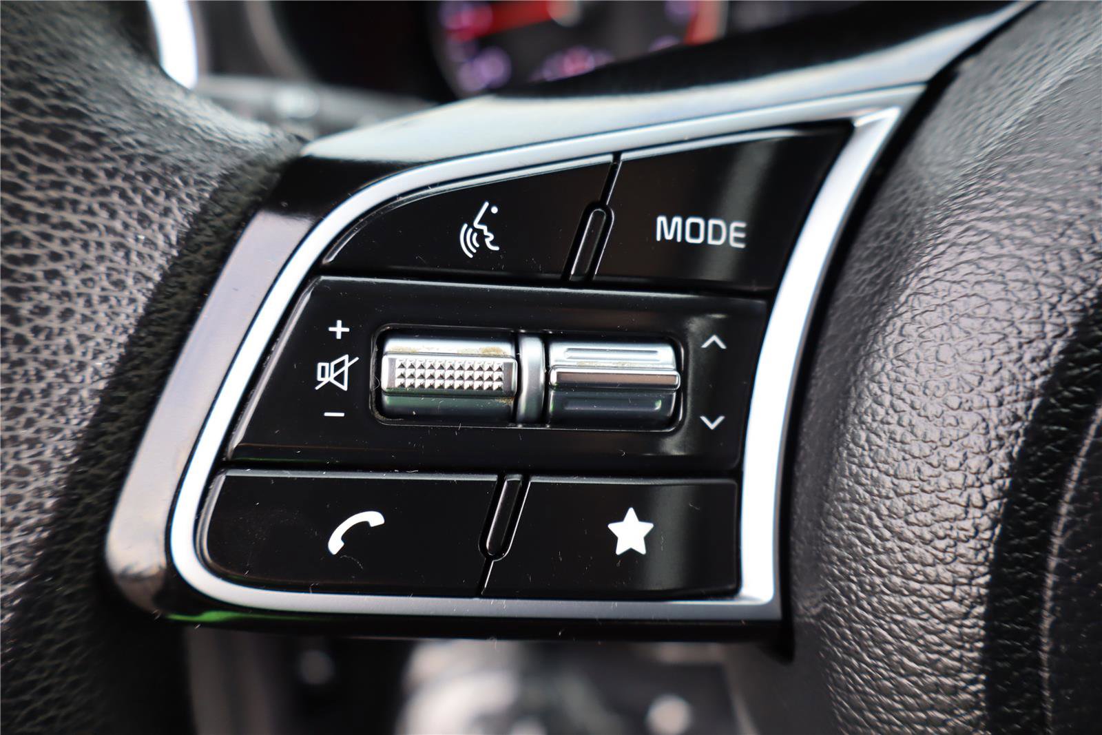 Used 2022 Kia Forte LXS w/ LXS Technology Package image 16