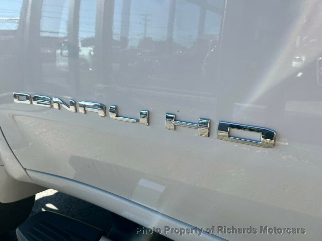 Used 2022 GMC Sierra 2500 Denali image 13