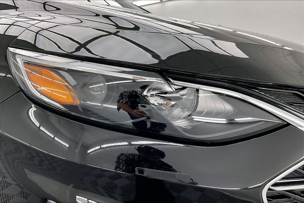 Used 2022 Chevrolet Malibu LT image 29