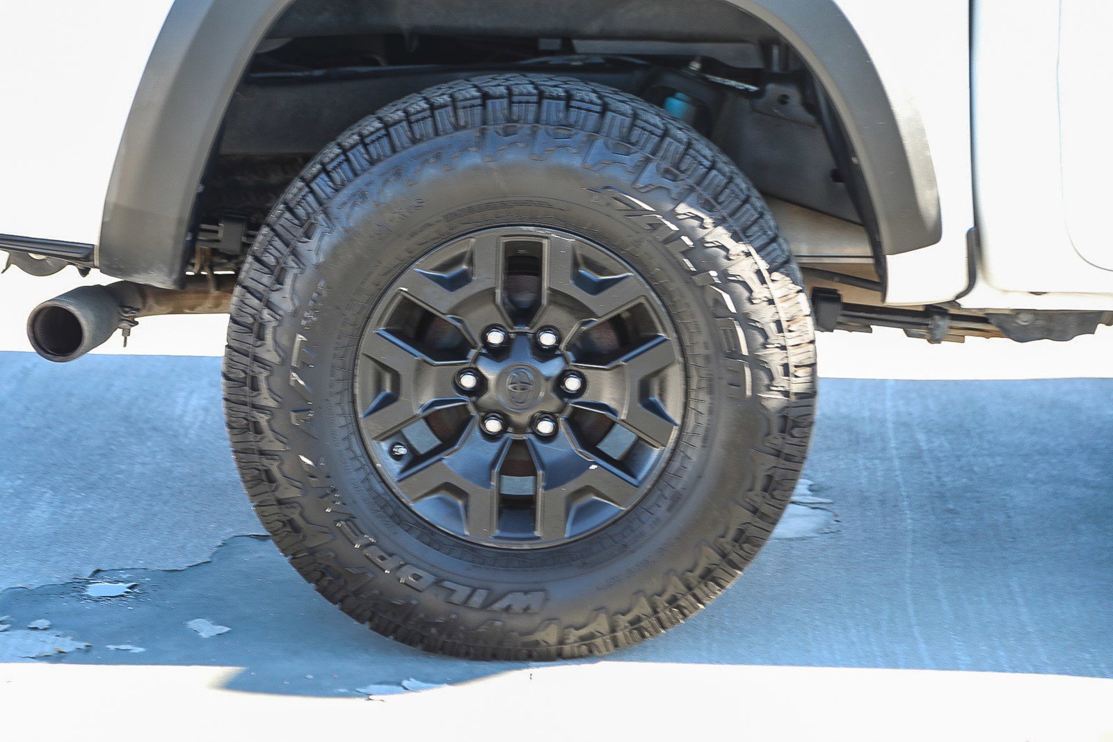 Used 2018 Toyota Tacoma TRD Off-Road image 13