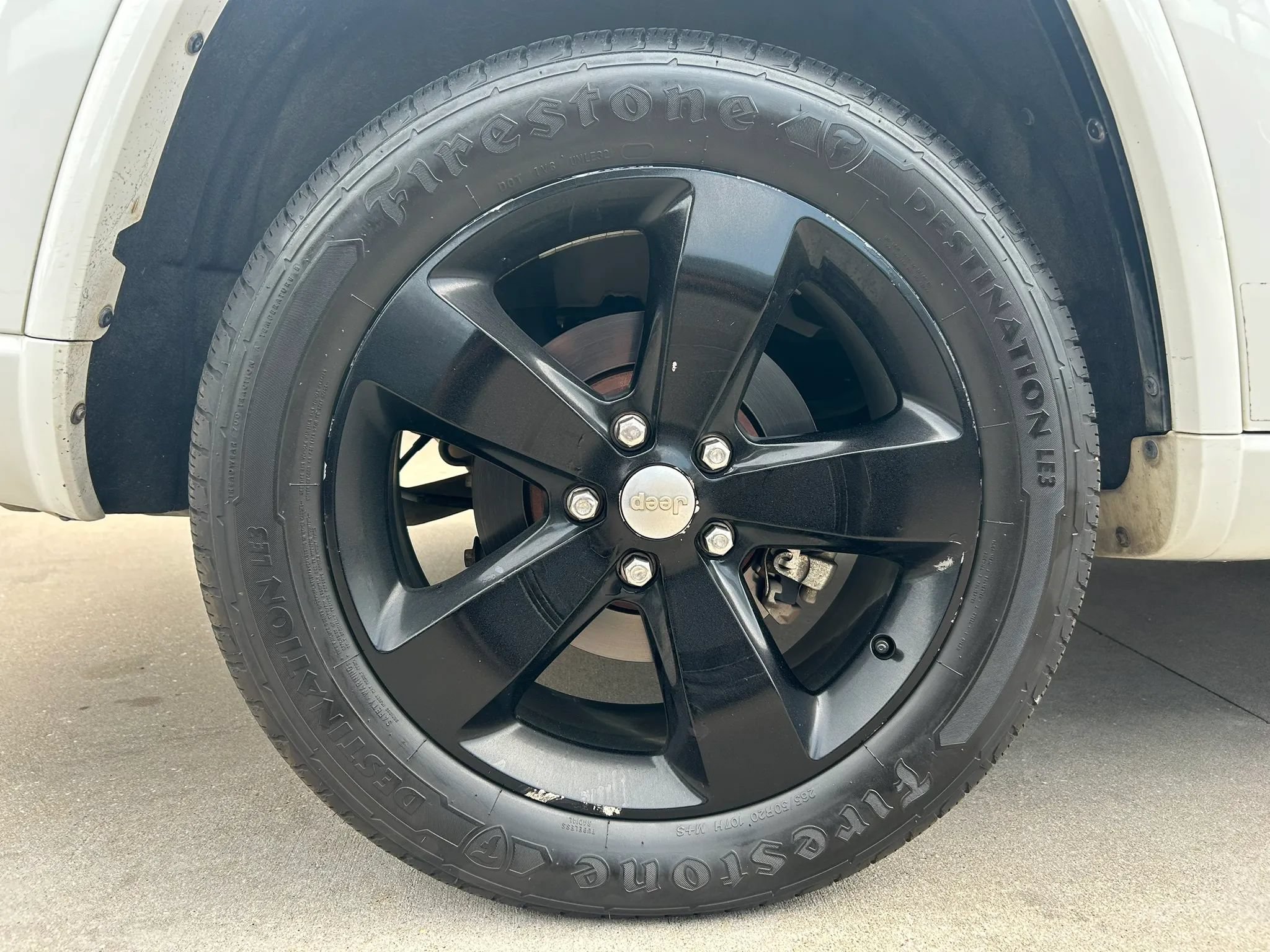 Used 2015 Jeep Grand Cherokee Overland AWD/4WD image 32