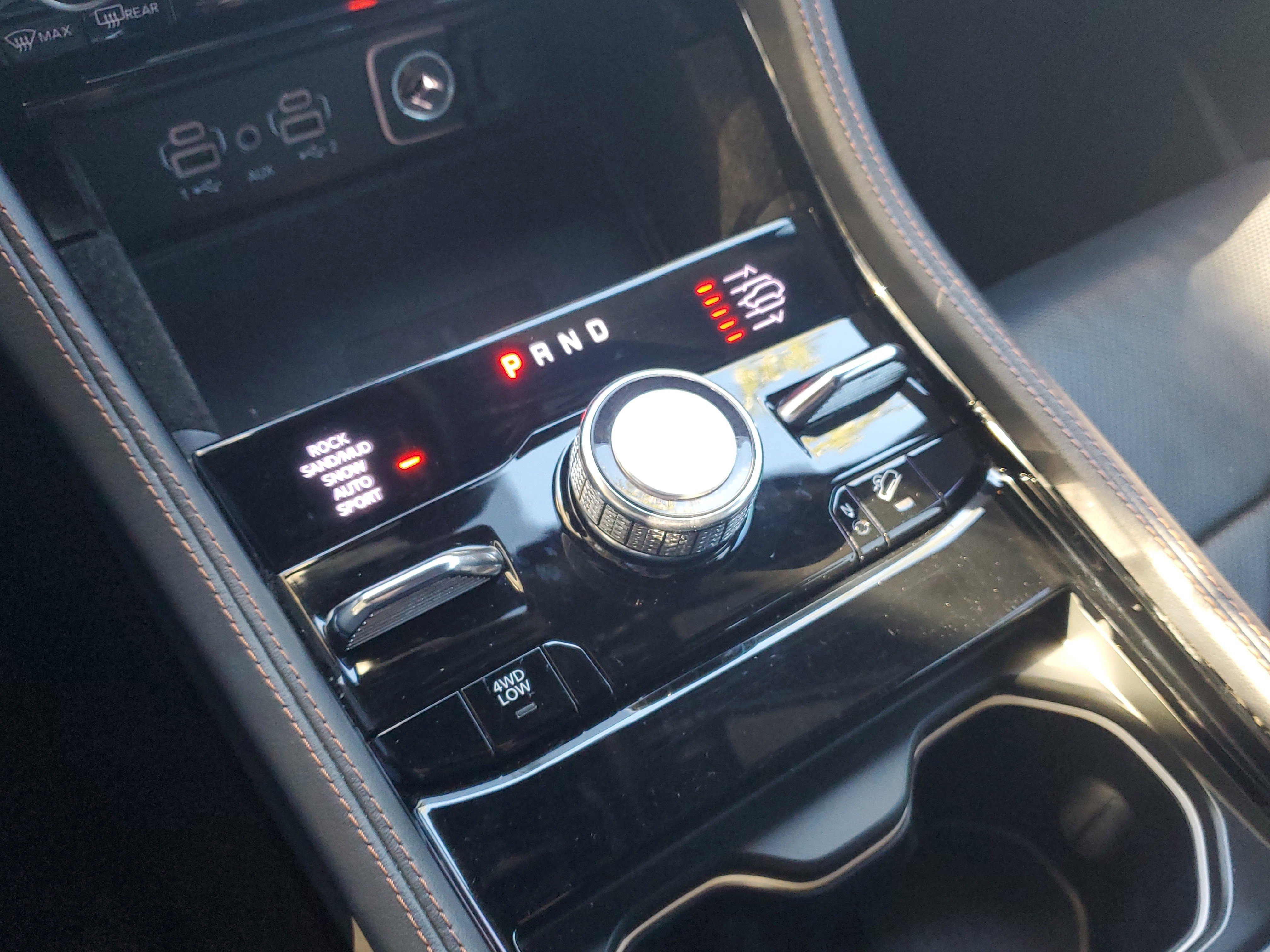 Used 2021 Jeep Grand Cherokee L Summit image 23