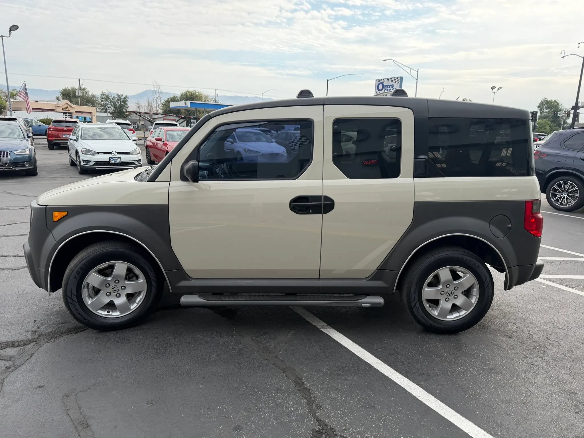 Used 2005 Honda Element LX image 4