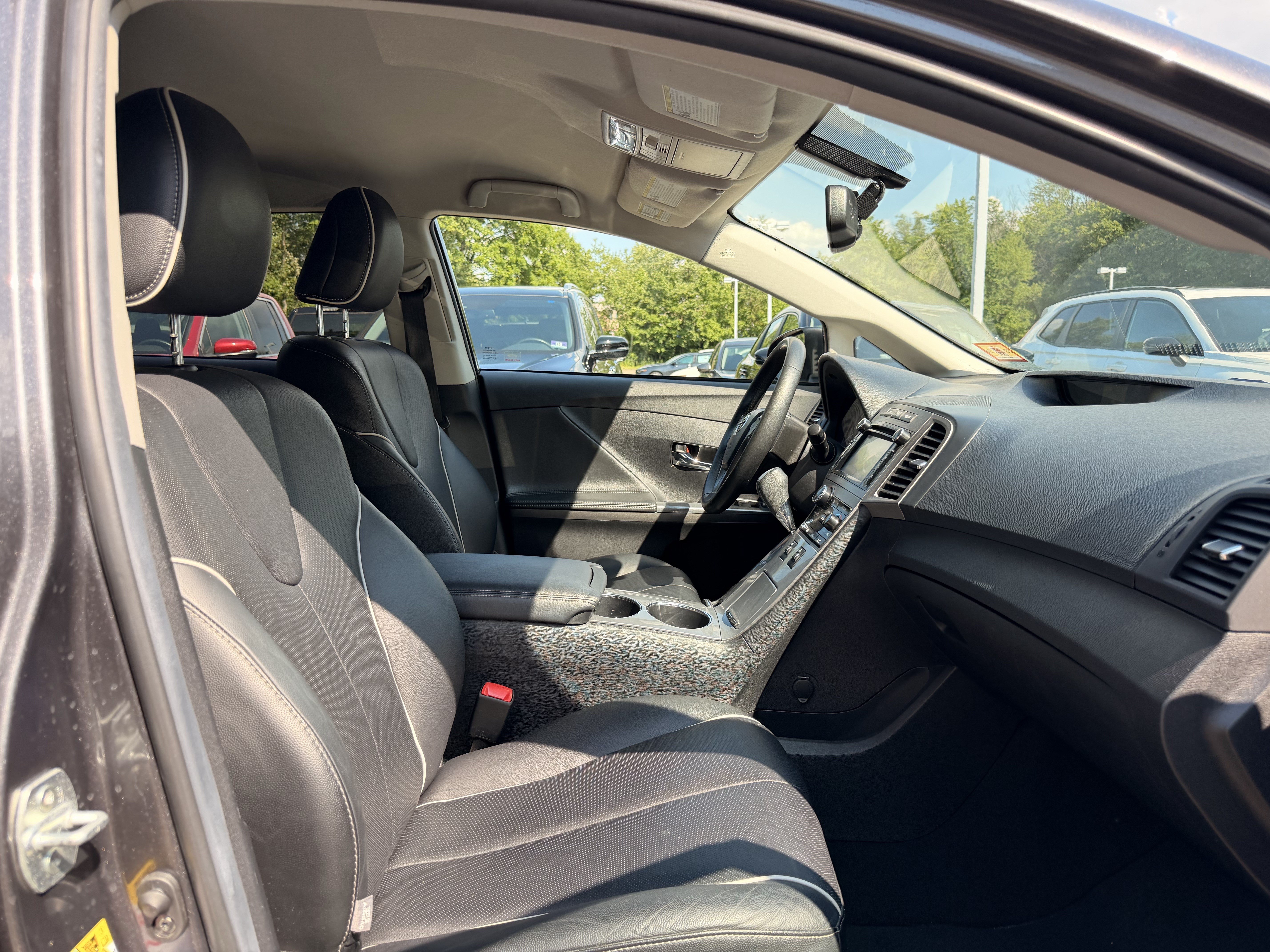 Used 2013 Toyota Venza XLE FWD image 15