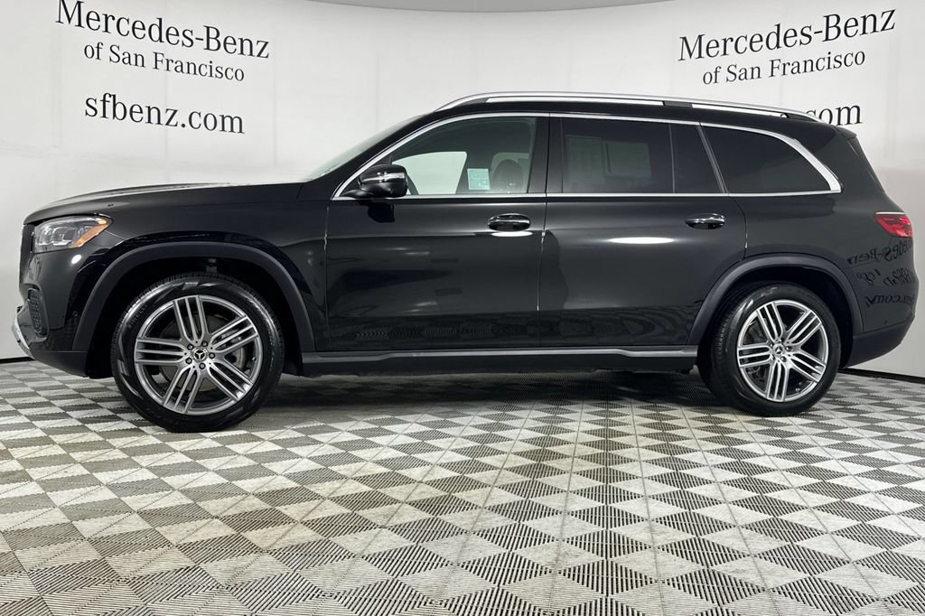 Certified 2026 Mercedes-Benz GLS 450 4MATIC image 9