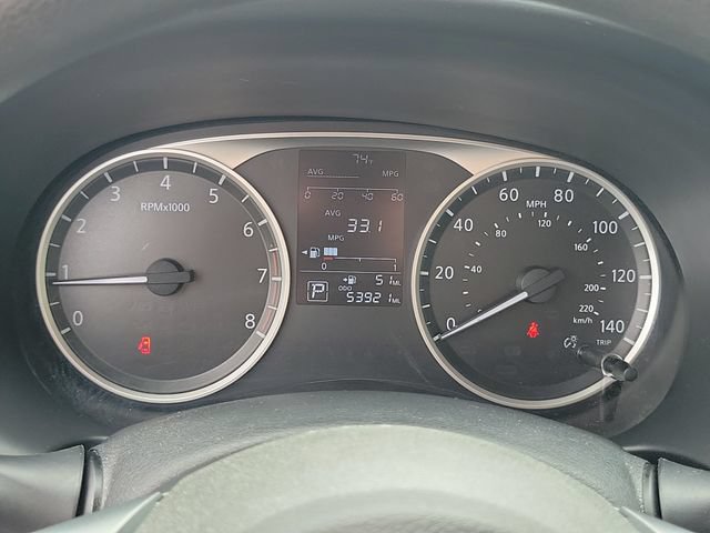 Used 2021 Nissan Kicks S FWD image 12