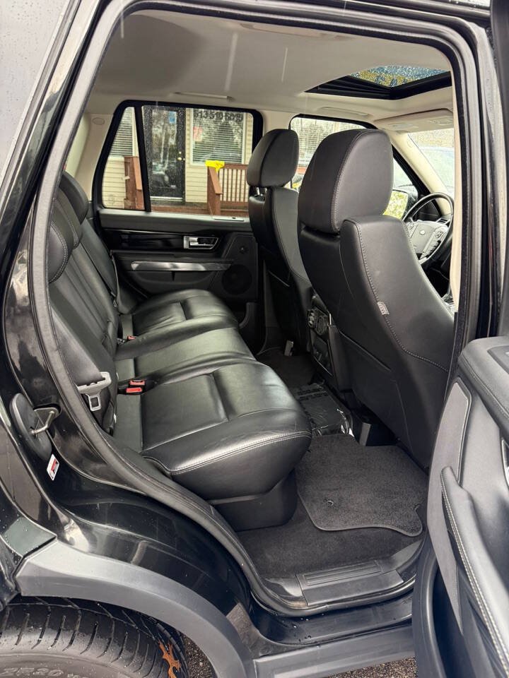 Used 2013 Land Rover Range Rover Sport HSE w/ HSE Silver Pkg AWD/4WD image 18