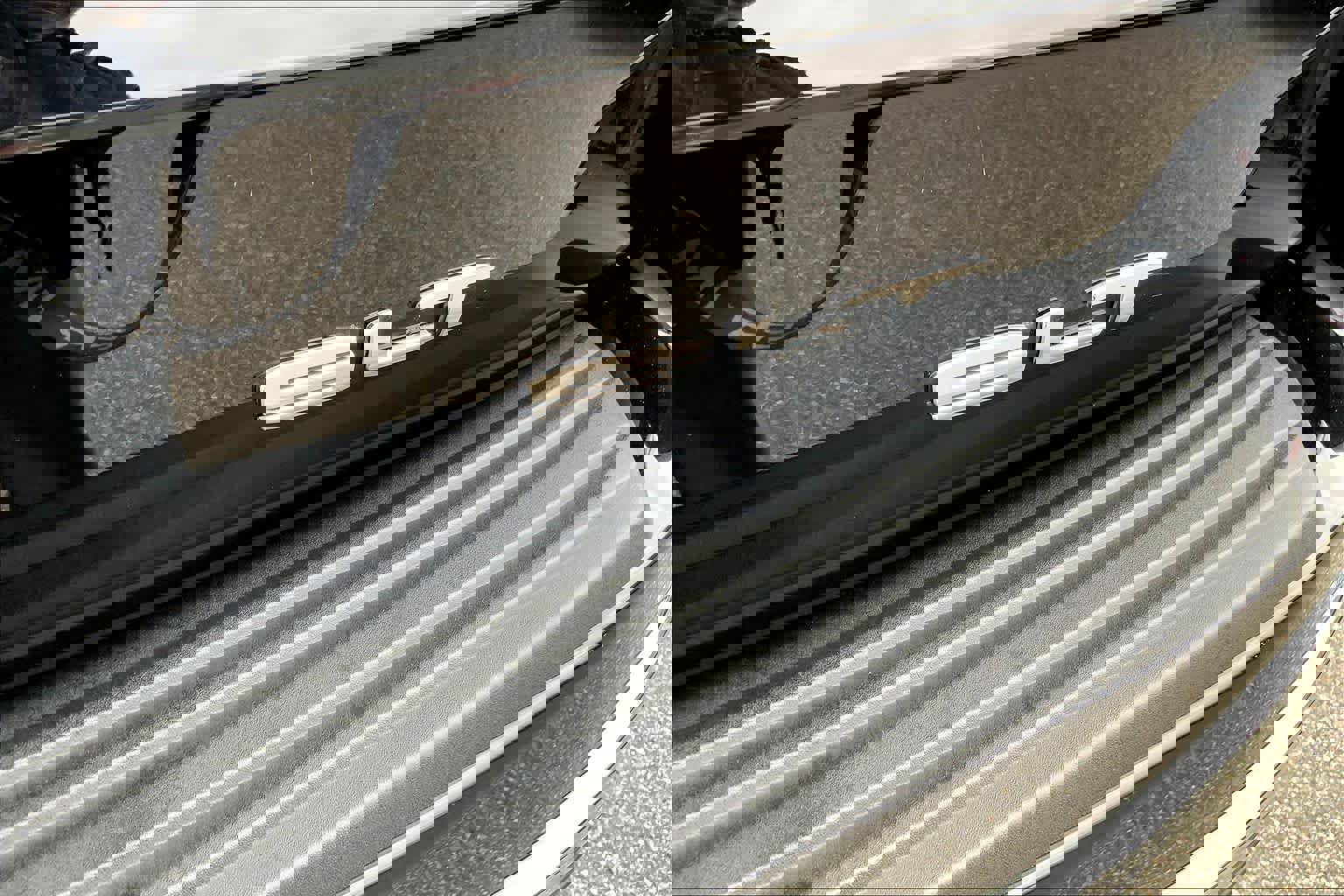 Used 2022 GMC Yukon SLT w/ SLT Luxury Package image 9