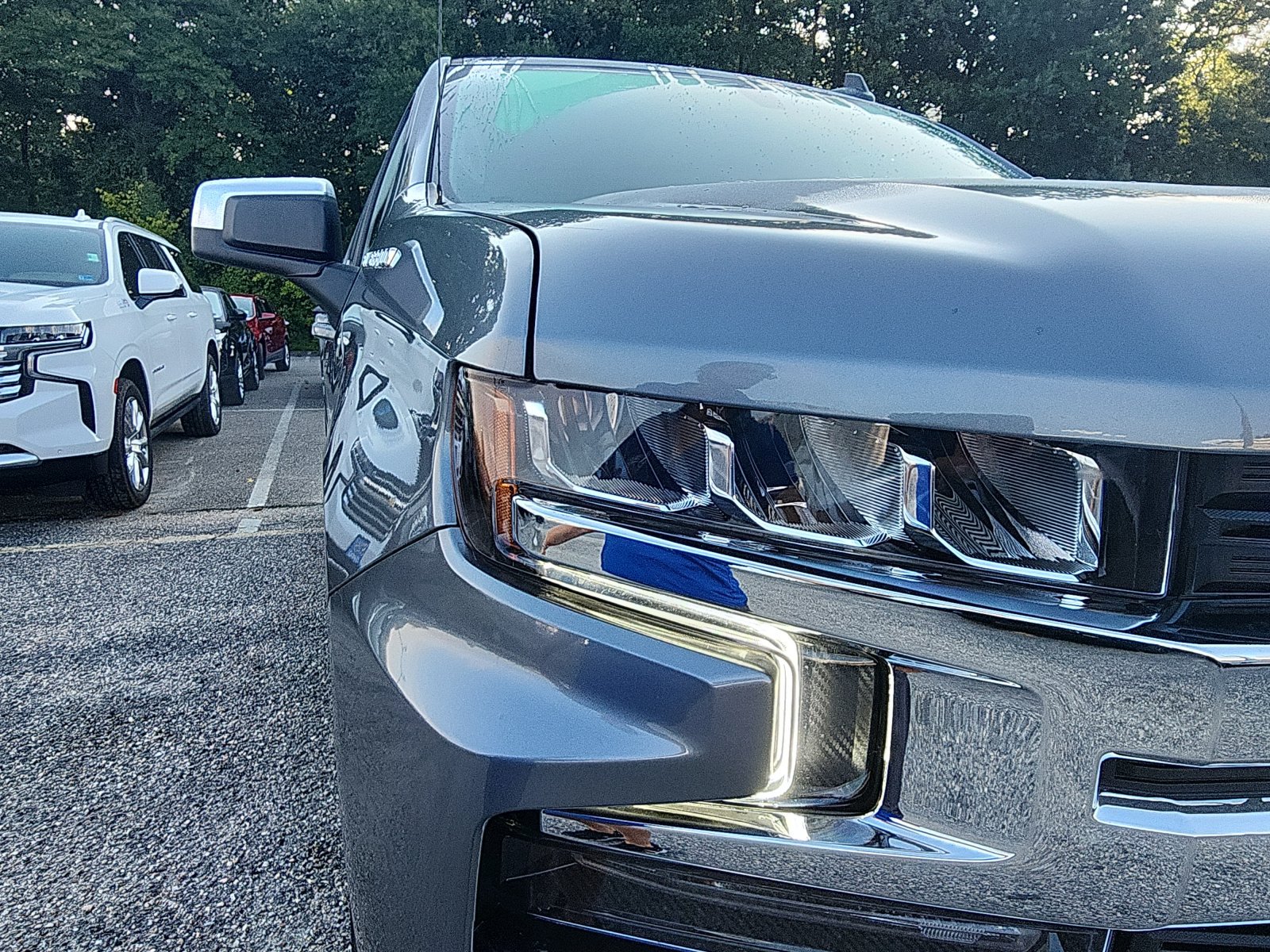 Used 2022 Chevrolet Silverado 1500 LT AWD/4WD image 9