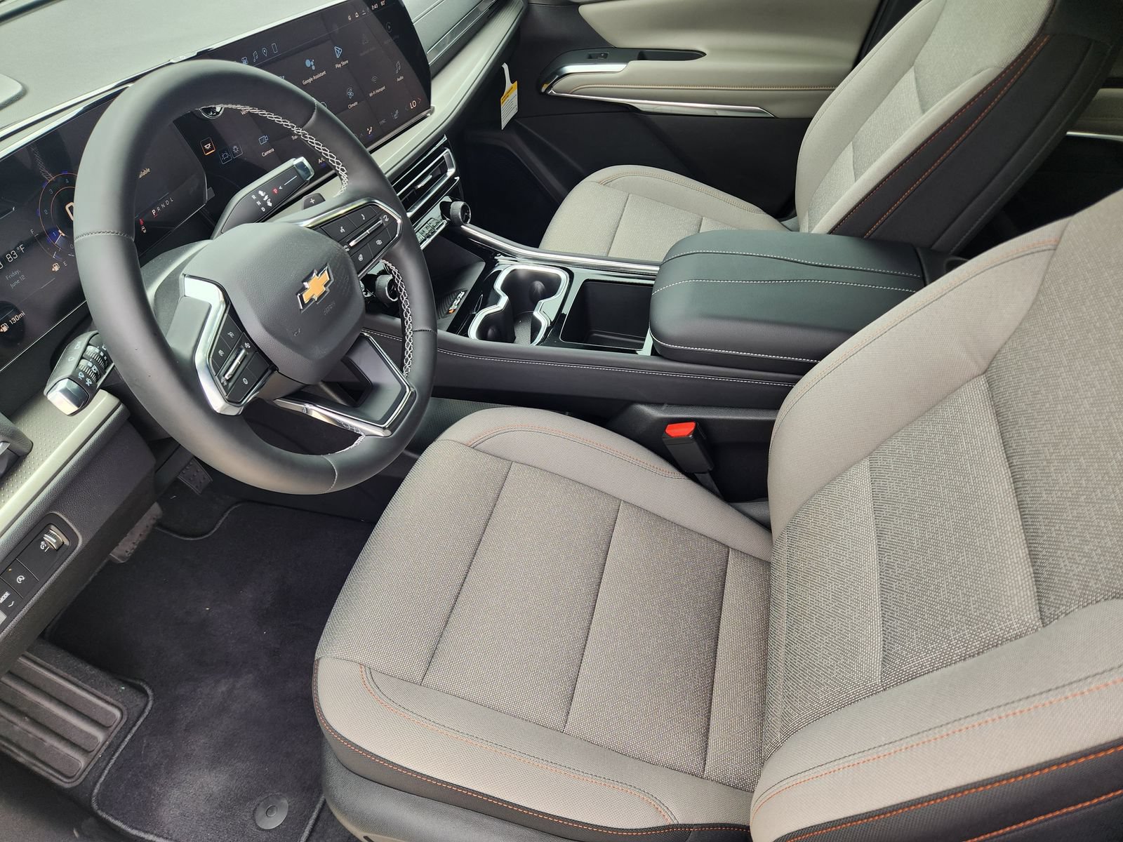 New 2026 Chevrolet Traverse LT FWD image 12