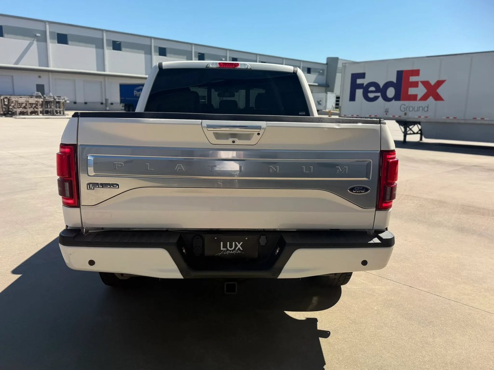 Used 2016 Ford F150 Platinum w/ Equipment Group 701A Luxury AWD/4WD image 9