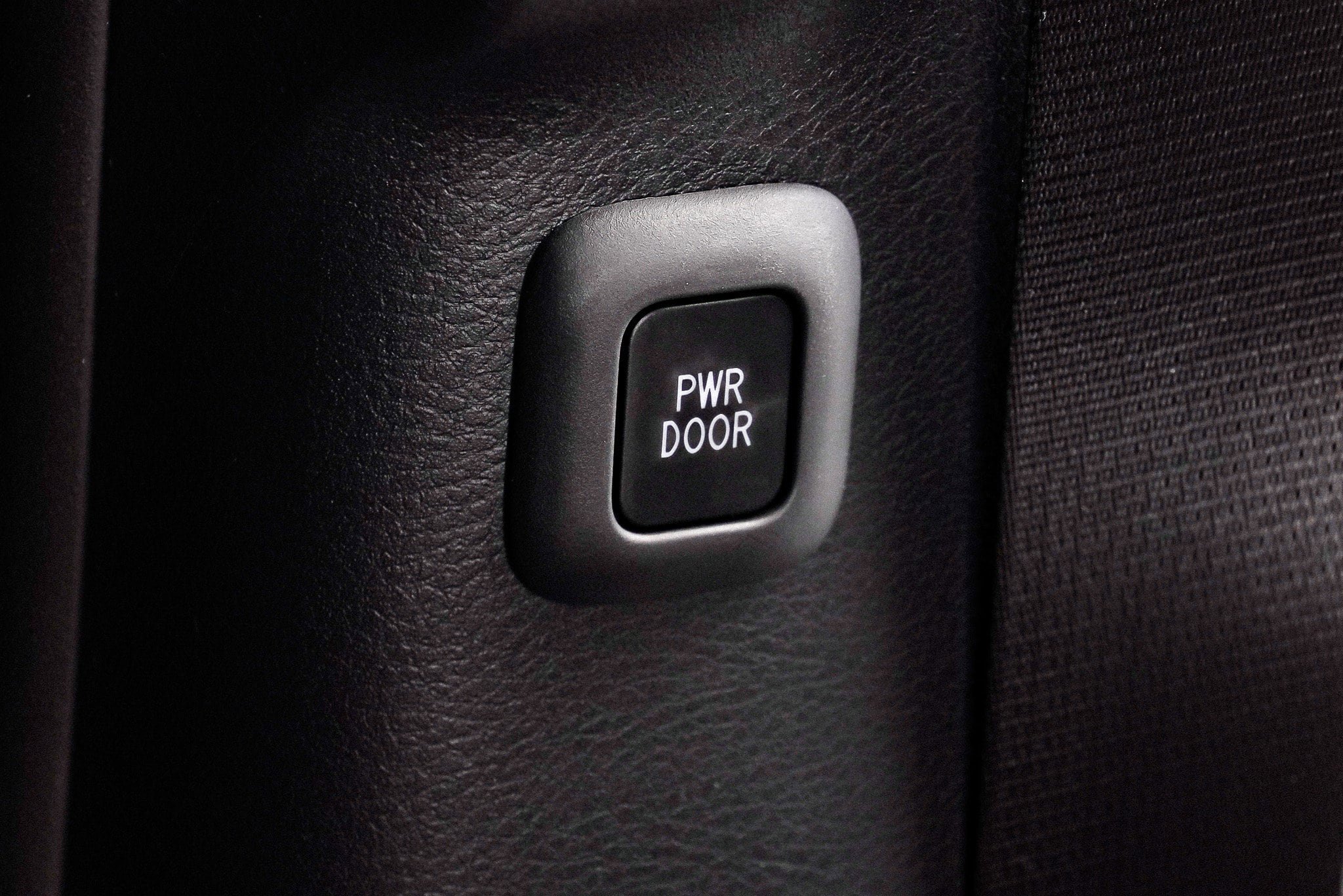 New 2026 Toyota Sienna XLE Woodland Edition AWD/4WD image 33