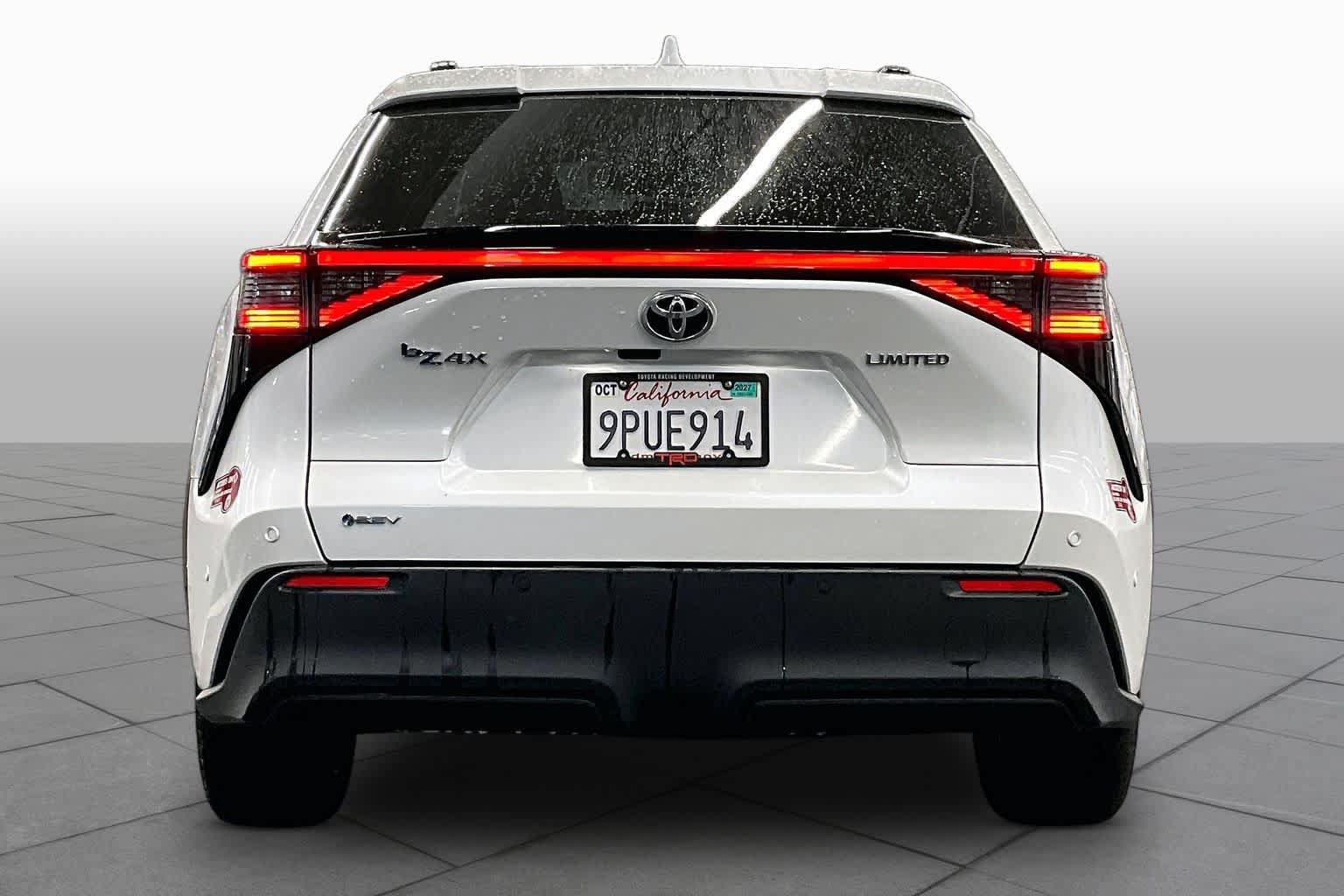 Used 2024 Toyota bZ4X FWD image 4