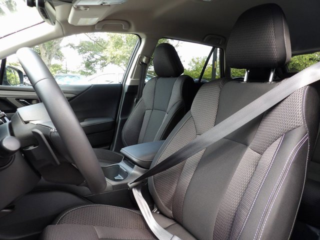 Certified 2025 Subaru Outback Premium w/ Popular Package #1A image 9