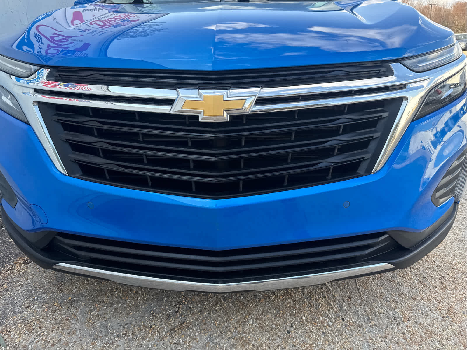 Used 2024 Chevrolet Equinox LT w/ LPO, Floor Liner Package FWD image 11