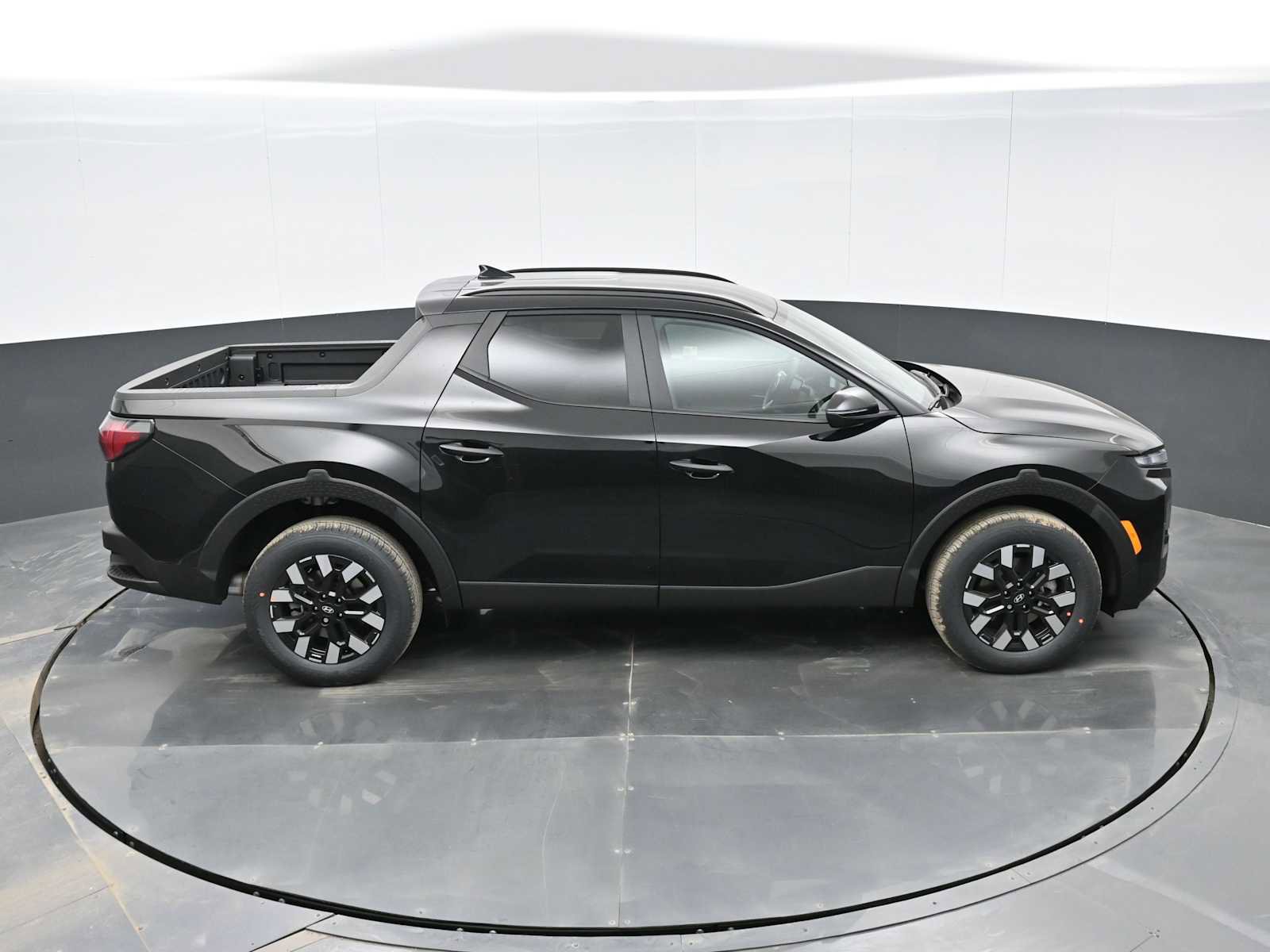 Certified 2025 Hyundai Santa Cruz SEL image 30