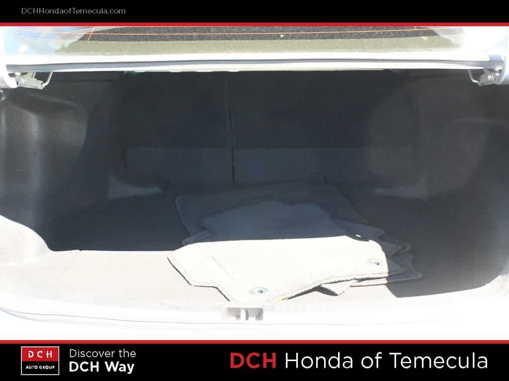 Used 2021 Toyota Corolla LE FWD image 23