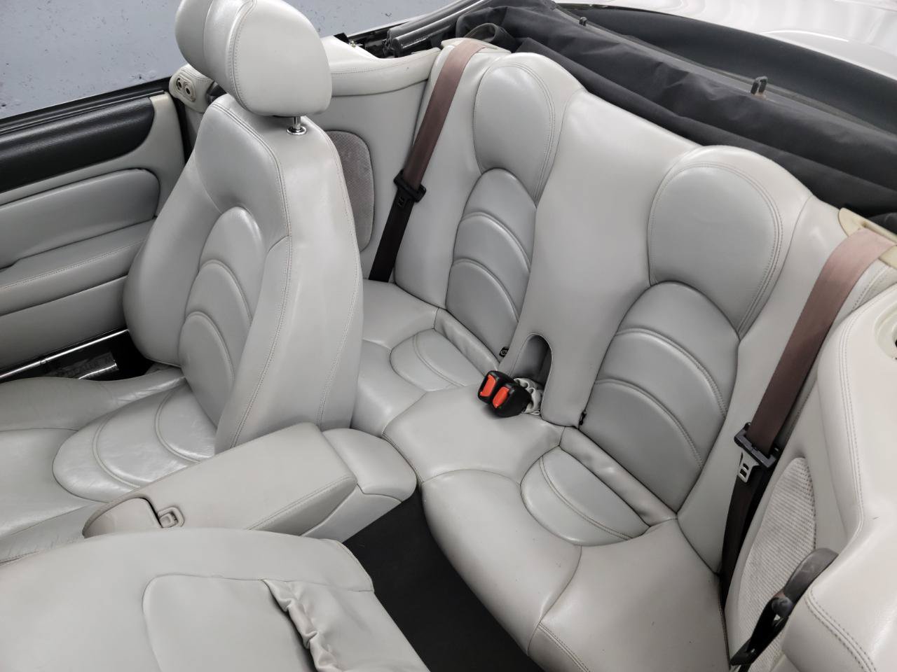 Used 2005 Jaguar XK8 Convertible RWD image 14