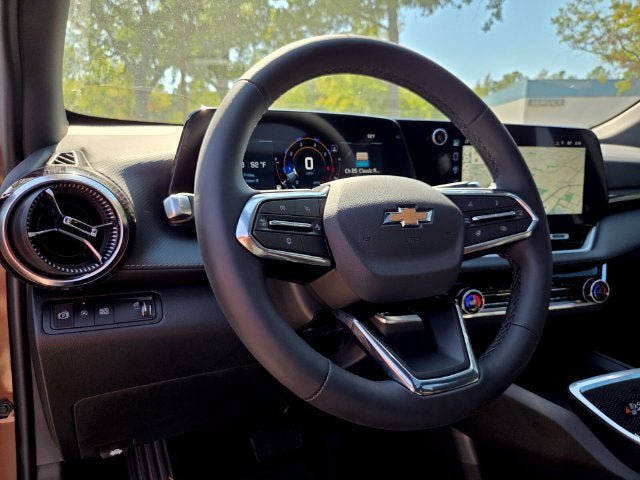 New 2027 Chevrolet Equinox LT w/ Convenience Package II FWD image 8