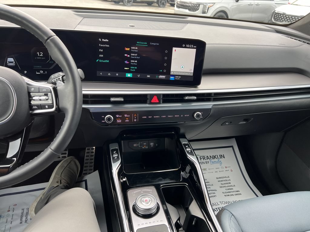 Certified 2025 Kia Sorento SX Prestige AWD/4WD image 20