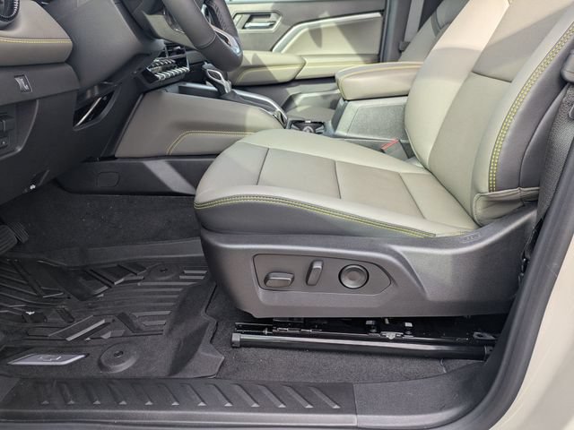 New 2026 Chevrolet Colorado ZR2 AWD/4WD image 21