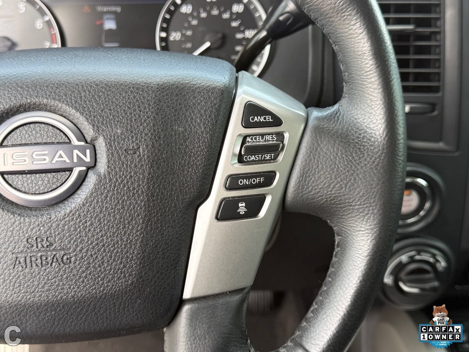 Used 2024 Nissan Titan SV w/ SV Convenience Package AWD/4WD image 17