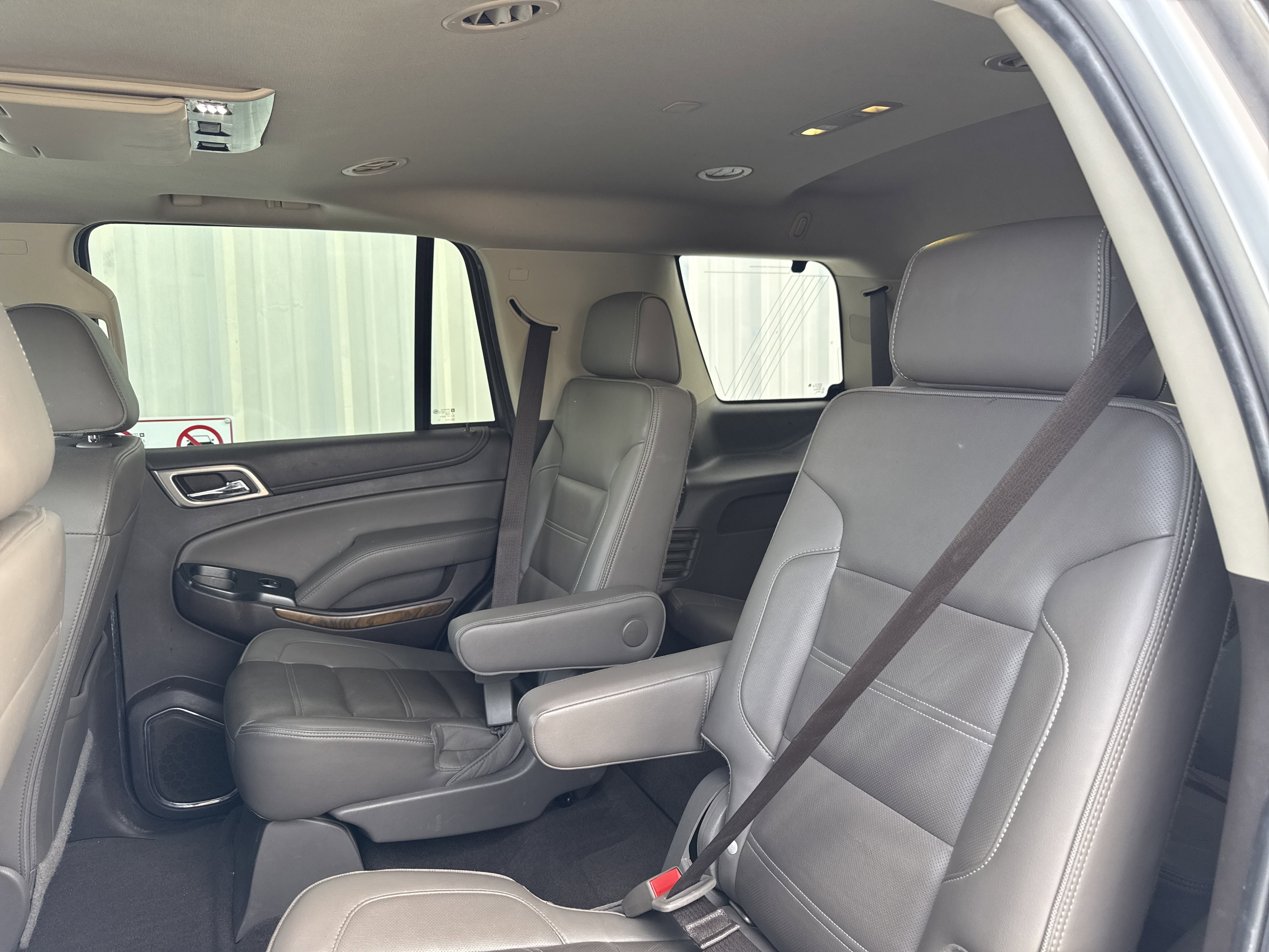 Used 2020 GMC Yukon Denali w/ Denali Ultimate Package image 18