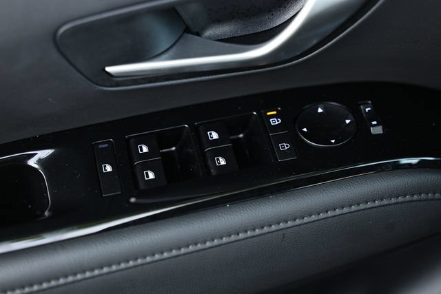 Certified 2025 Hyundai Santa Cruz Limited AWD/4WD image 16