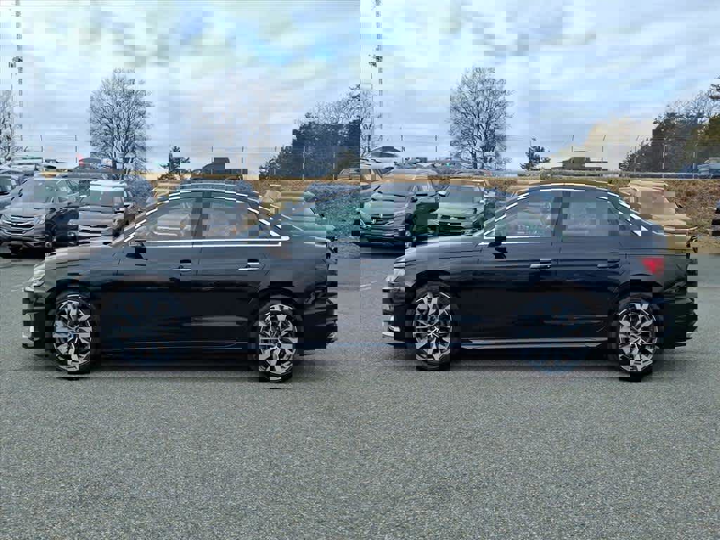 Used 2021 Audi A4 2.0T Premium w/ Convenience Package image 3