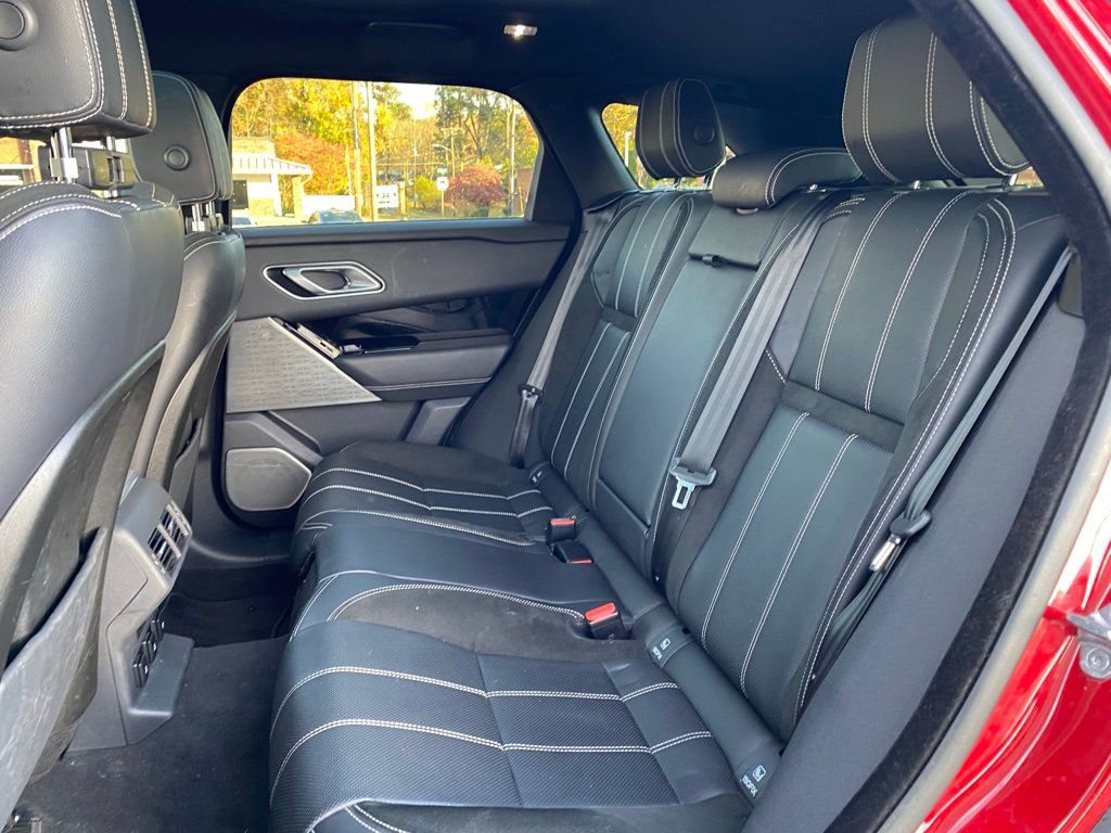Used 2020 Land Rover Range Rover Velar R-Dynamic S image 17