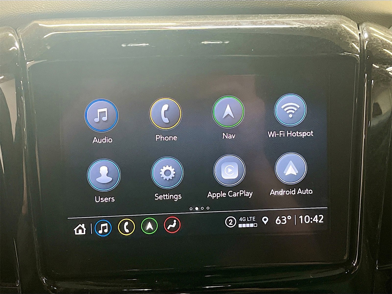 Used 2023 Chevrolet Traverse Premier w/ LPO, 'HIT The Road' Package image 15