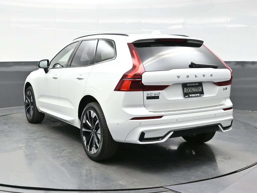 New 2026 Volvo XC60 B5 Plus w/ Climate Package PRO AWD/4WD image 5