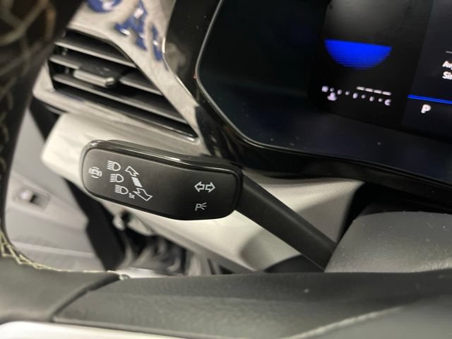 Used 2024 Volkswagen Taos S AWD/4WD image 19