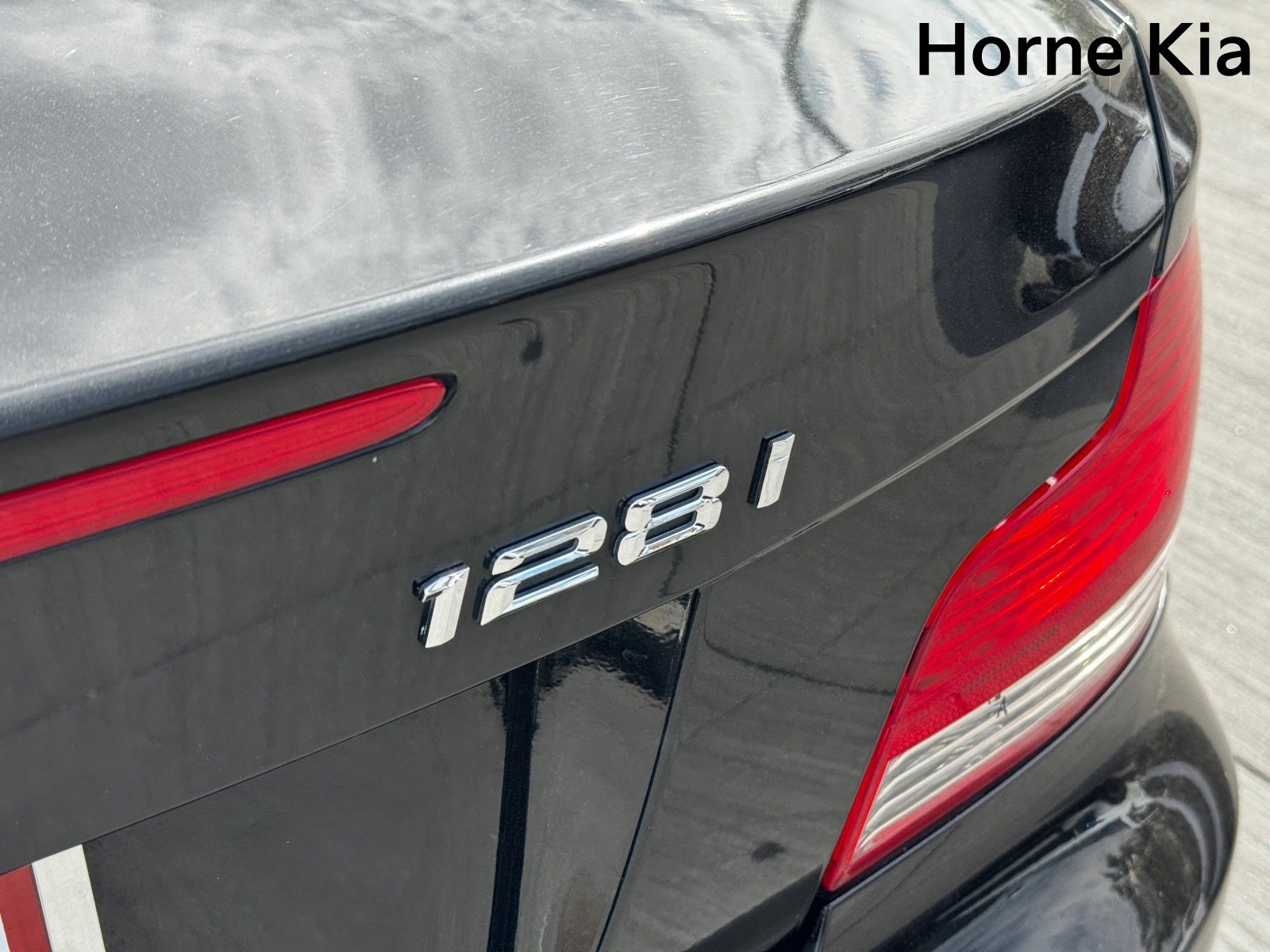 Used 2011 BMW 128i Convertible image 26