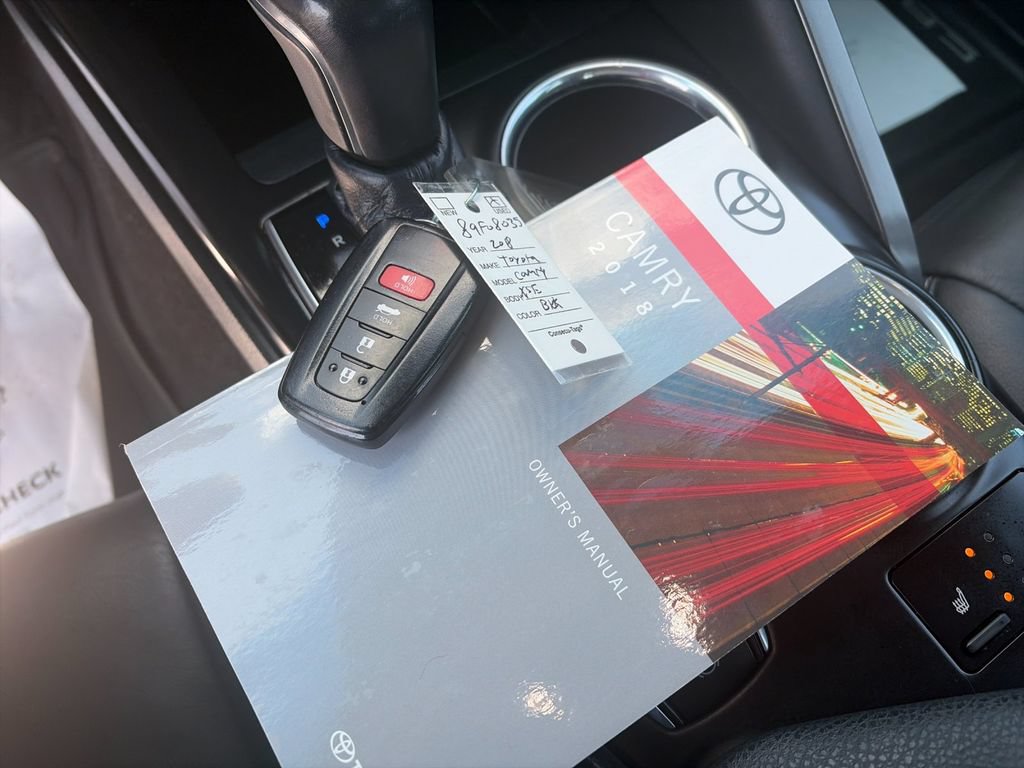 Used 2018 Toyota Camry XSE FWD image 9