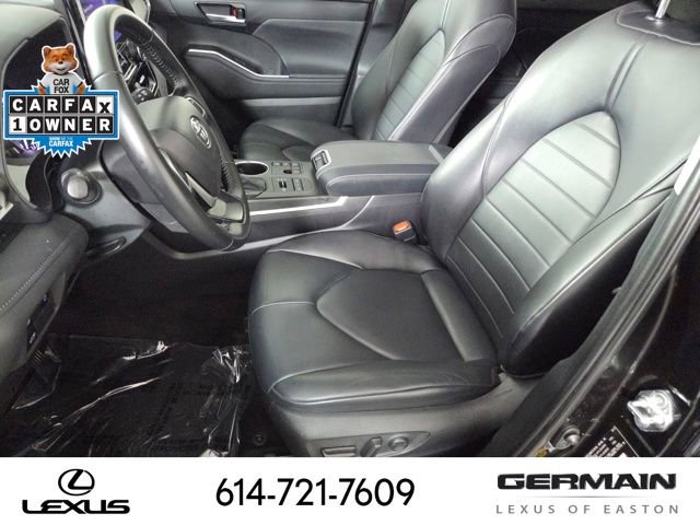 Used 2023 Toyota Highlander XLE AWD/4WD image 20