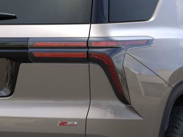 New 2027 Chevrolet Traverse Z71 w/ Driver Confidence Package AWD/4WD image 11
