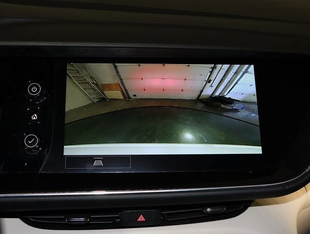 Used 2023 Buick Envision Essence AWD/4WD image 19