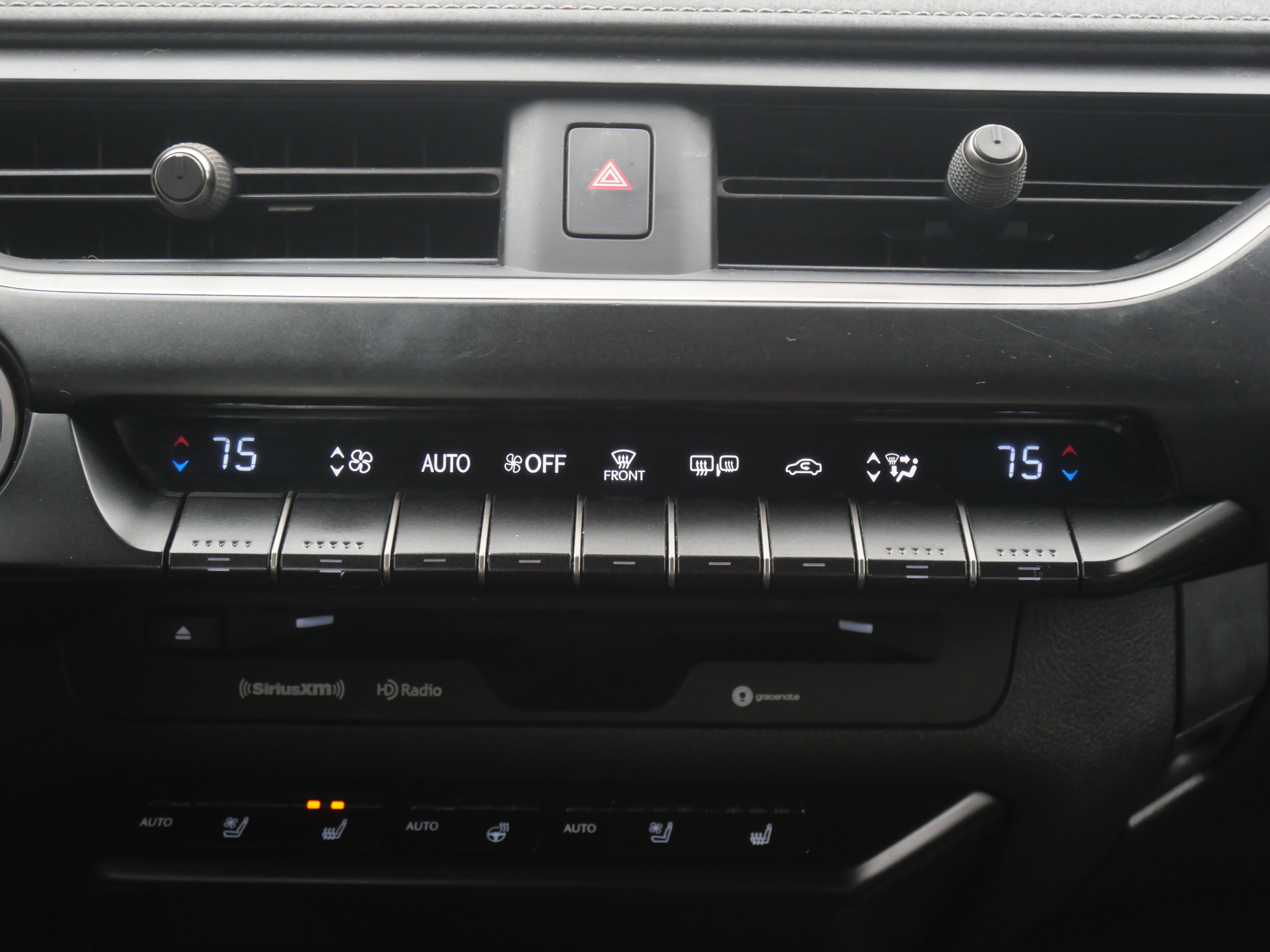 Used 2021 Lexus UX 250h w/ Premium Package image 17