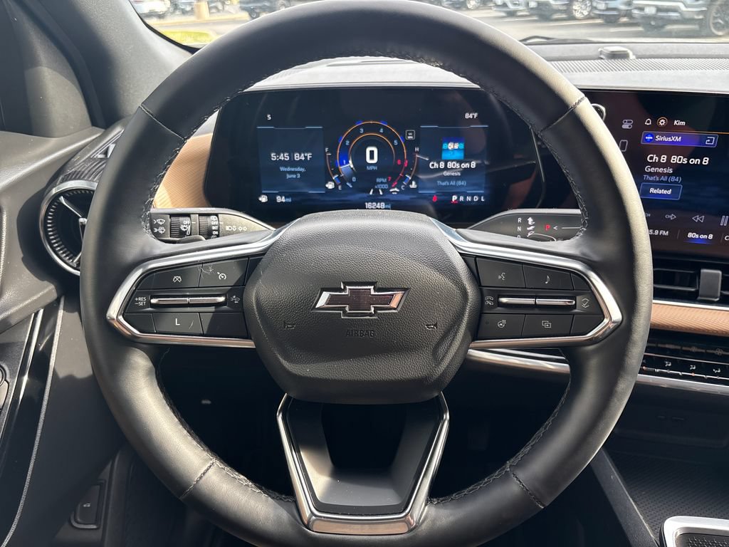 Certified 2025 Chevrolet Equinox ACTIV w/ Safety and Technology Package FWD image 12