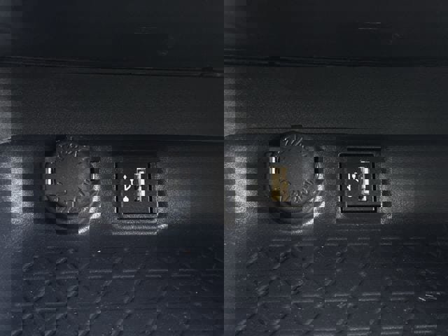 Used 2025 Toyota RAV4 XLE image 23