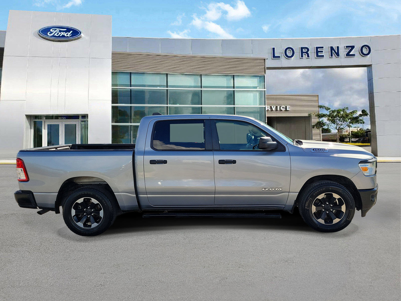 Used 2019 RAM 1500 Tradesman RWD image 4